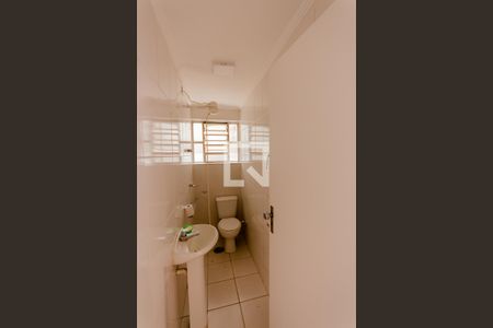 Banheiro de casa à venda com 4 quartos, 160m² em Vila Metalúrgica, Santo André