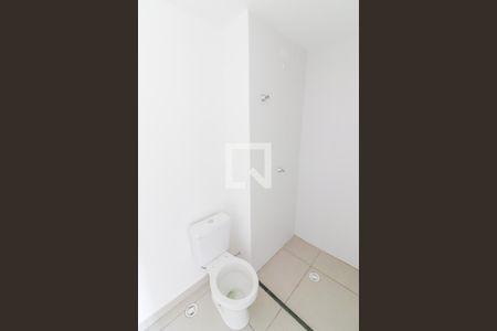 Banheiro de apartamento para alugar com 1 quarto, 25m² em Vila Butantã, São Paulo
