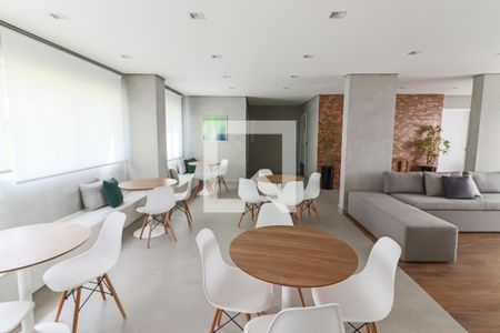Apartamento para alugar com 25m², 1 quarto e sem vagaÁrea comum - Salão de festas / Gourmet