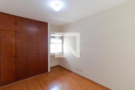 Apartamento à venda com 103m², 3 quartos e 1 vagaQuarto 02