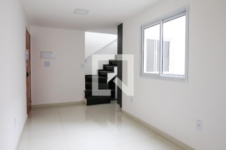 Sala de apartamento para alugar com 2 quartos, 88m² em Parque das Nações, Santo André