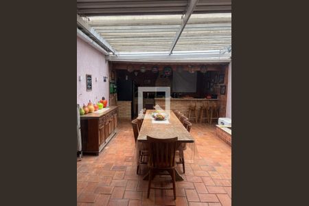 Casa à venda com 3 quartos, 380m² em Parque das Nações, Santo André