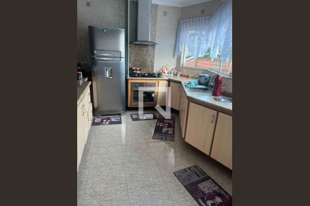 Casa à venda com 3 quartos, 380m² em Parque das Nações, Santo André