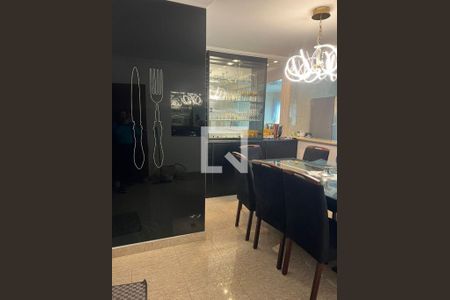 Casa à venda com 3 quartos, 380m² em Parque das Nações, Santo André