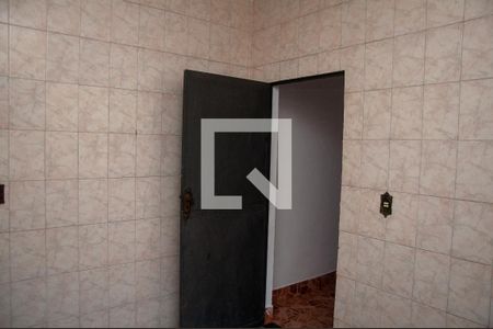 Casa à venda com 326m², 2 quartos e 2 vagasDespensa