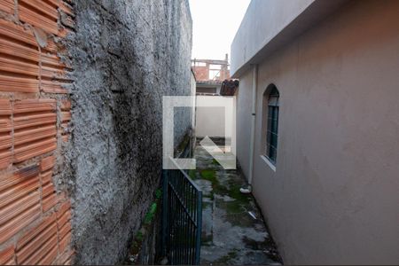 Casa à venda com 326m², 2 quartos e 2 vagasQuintal