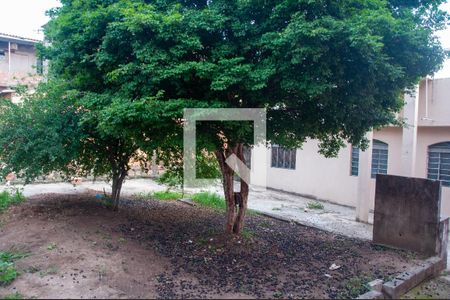 Casa à venda com 326m², 2 quartos e 2 vagasQuintal