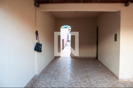 Casa à venda com 326m², 2 quartos e 2 vagasGaragem