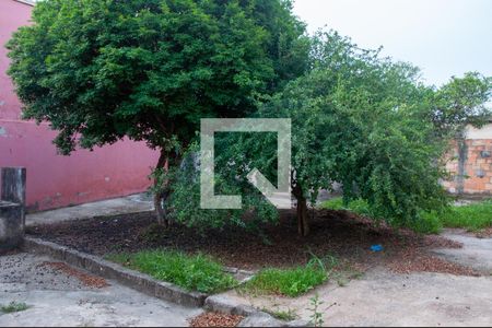 Casa à venda com 326m², 2 quartos e 2 vagasQuintal