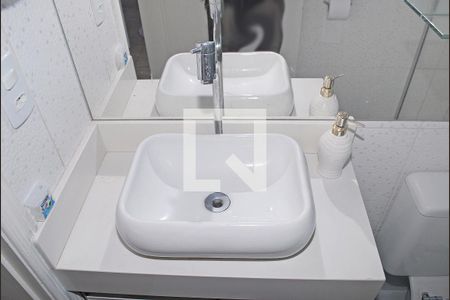 Casa à venda com 100m², 3 quartos e 3 vagas Casa à venda com 100m², 3 quartos e 3 vagasBanheiro 1