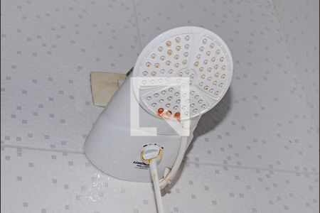 Casa à venda com 100m², 3 quartos e 3 vagas Casa à venda com 100m², 3 quartos e 3 vagasBanheiro 1