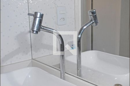 Casa à venda com 100m², 3 quartos e 3 vagas Casa à venda com 100m², 3 quartos e 3 vagasBanheiro 1