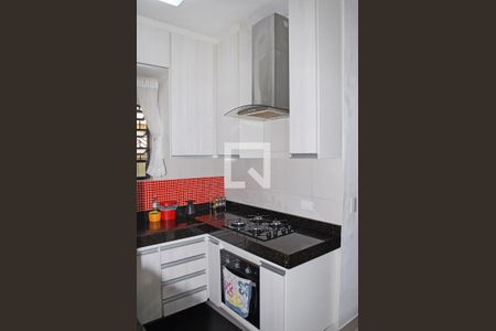 Casa à venda com 100m², 3 quartos e 3 vagas Casa à venda com 100m², 3 quartos e 3 vagasCozinha