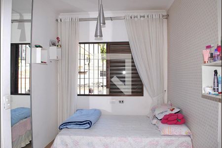 Casa à venda com 100m², 3 quartos e 3 vagas Casa à venda com 100m², 3 quartos e 3 vagasQuarto 2