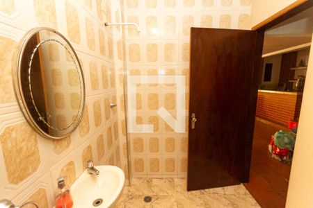 Casa à venda com 440m², 5 quartos e 8 vagasBanheiro da Garagem