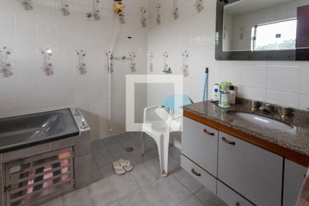 Casa à venda com 440m², 5 quartos e 8 vagasBanheiro Suite 04