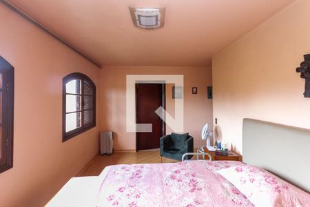 Casa à venda com 440m², 5 quartos e 8 vagasSuite 04