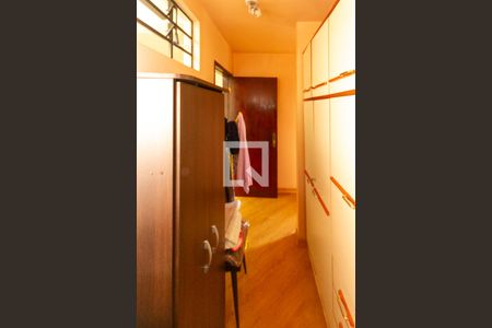 Casa à venda com 440m², 5 quartos e 8 vagasCloset Suite 04