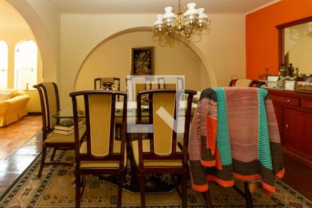 Casa à venda com 440m², 5 quartos e 8 vagasSala de Jantar