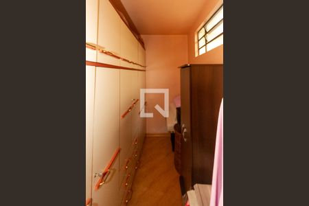 Casa à venda com 440m², 5 quartos e 8 vagasCloset Suite 04