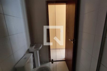 Apartamento para alugar com 42m², 2 quartos e sem vaga Apartamento para alugar com 42m², 2 quartos e sem vagaBanheiro