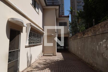 Casa à venda com 480m², 6 quartos e 8 vagasQuintal