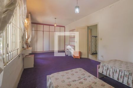 Casa à venda com 480m², 6 quartos e 8 vagasQuarto 1