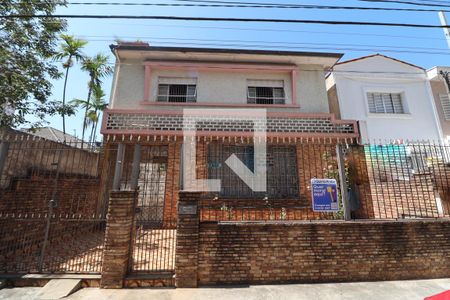 Casa à venda com 480m², 6 quartos e 8 vagasFachada