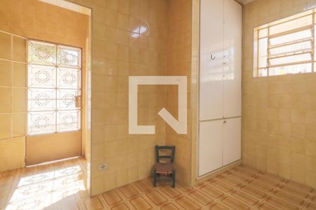 Casa à venda com 480m², 6 quartos e 8 vagasCozinha