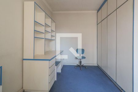 Casa à venda com 480m², 6 quartos e 8 vagasQuarto 2