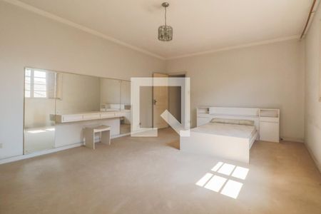 Casa à venda com 480m², 6 quartos e 8 vagasSuíte