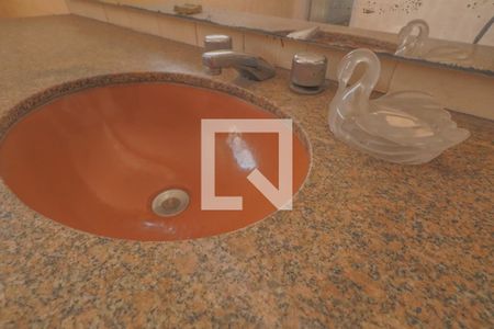 Casa à venda com 480m², 6 quartos e 8 vagasBanheiro Suíte