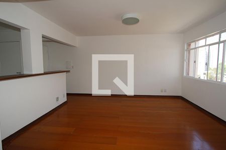 Sala de apartamento para alugar com 1 quarto, 70m² em Vila Madalena, São Paulo