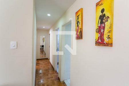 Corredor de apartamento à venda com 3 quartos, 116m² em Centro, Belo Horizonte