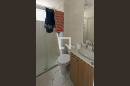 Apartamento à venda com 68m², 3 quartos e 1 vaga Apartamento à venda com 68m², 3 quartos e 1 vagaBanheiro da suite