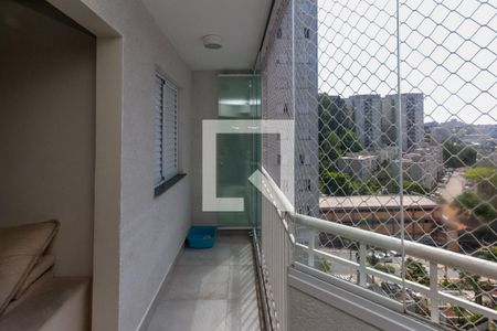Apartamento à venda com 68m², 3 quartos e 1 vaga Apartamento à venda com 68m², 3 quartos e 1 vagaVaranda