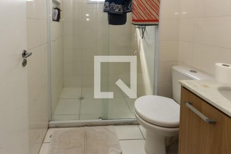Apartamento à venda com 68m², 3 quartos e 1 vaga Apartamento à venda com 68m², 3 quartos e 1 vagaBanheiro da suite