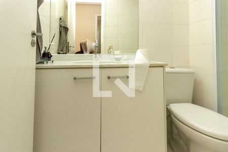 Apartamento à venda com 68m², 3 quartos e 1 vaga Apartamento à venda com 68m², 3 quartos e 1 vagaBanheiro Social