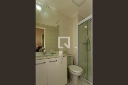 Apartamento à venda com 68m², 3 quartos e 1 vaga Apartamento à venda com 68m², 3 quartos e 1 vagaBanheiro Social