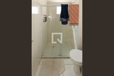Apartamento à venda com 68m², 3 quartos e 1 vaga Apartamento à venda com 68m², 3 quartos e 1 vagaBanheiro da suite