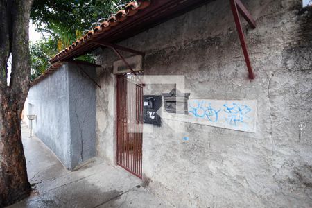 Apartamento para alugar com 45m², 2 quartos e 1 vaga Apartamento para alugar com 45m², 2 quartos e 1 vagaFachada