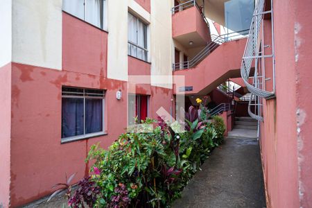 Apartamento para alugar com 45m², 2 quartos e 1 vaga Apartamento para alugar com 45m², 2 quartos e 1 vagaEntrada