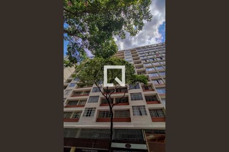 Apartamento à venda com 116m², 4 quartos e 1 vaga Apartamento à venda com 116m², 4 quartos e 1 vagaFachada