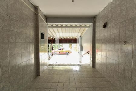 Casa à venda com 100m², 2 quartos e 2 vagasGaragem