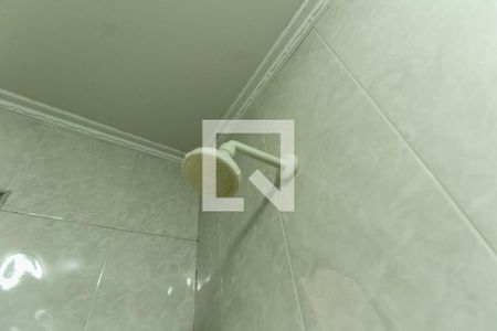 Casa à venda com 100m², 2 quartos e 2 vagasDetalhe Banheiro