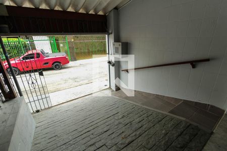 Casa à venda com 100m², 2 quartos e 2 vagasGaragem