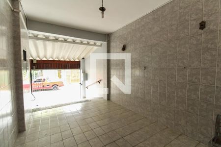 Casa à venda com 100m², 2 quartos e 2 vagasGaragem
