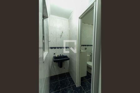 Casa à venda com 100m², 2 quartos e 2 vagasLavabo