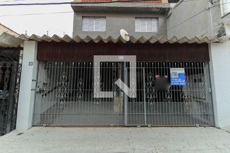 Casa à venda com 100m², 2 quartos e 2 vagasFachada