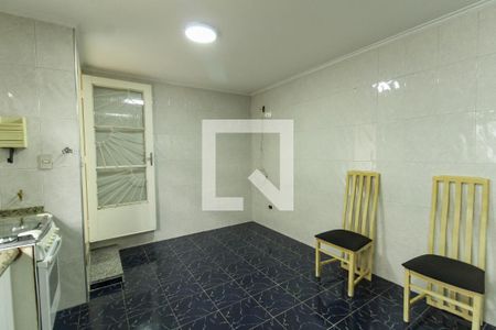 Casa à venda com 100m², 2 quartos e 2 vagasCozinha